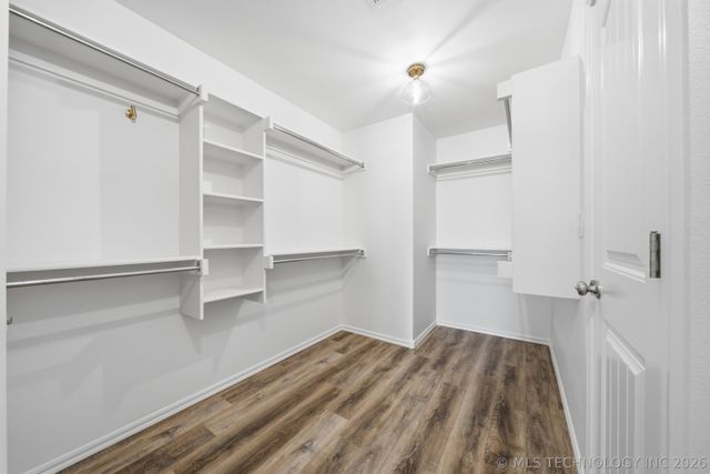 4018 W 105th Street S, Jenks, OK 74037