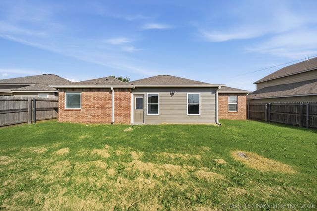 4018 W 105th Street S, Jenks, OK 74037