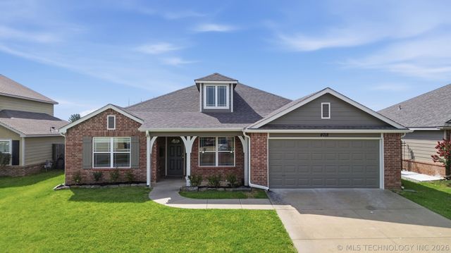 4018 W 105th Street S, Jenks, OK 74037