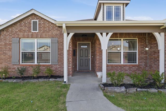 4018 W 105th Street S, Jenks, OK 74037