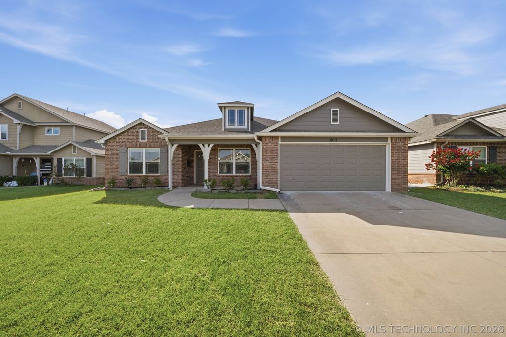 4018 W 105th Street S, Jenks, OK 74037