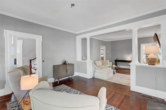 108 High Street, Port Jefferson, NY 11777