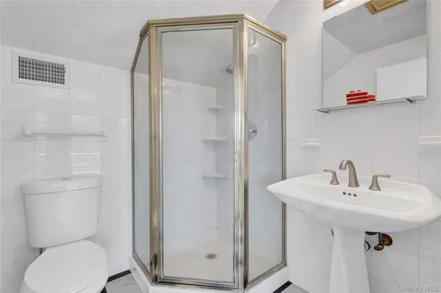 108 High Street, Port Jefferson, NY 11777