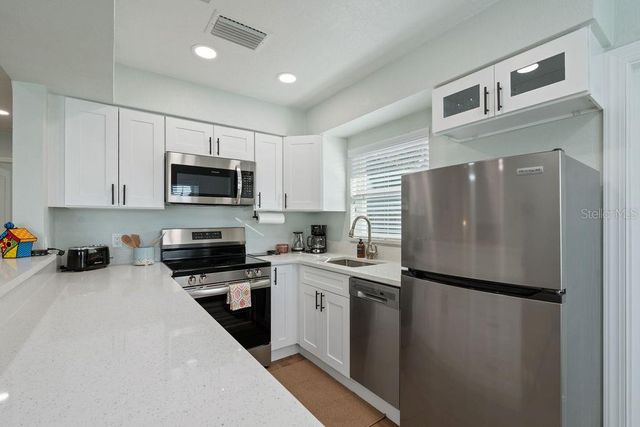 11987 MAPLE STREET, Dunnellon, FL 34432