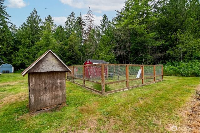 5917 306th Street NW, Stanwood, WA 98292