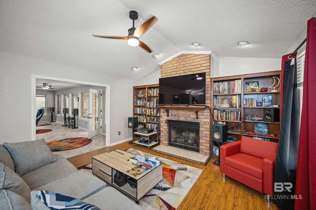 2146 Club House Drive, Lillian, AL 36549