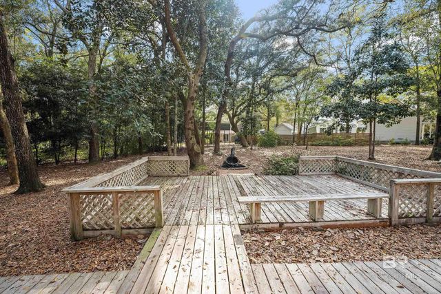 2146 Club House Drive, Lillian, AL 36549