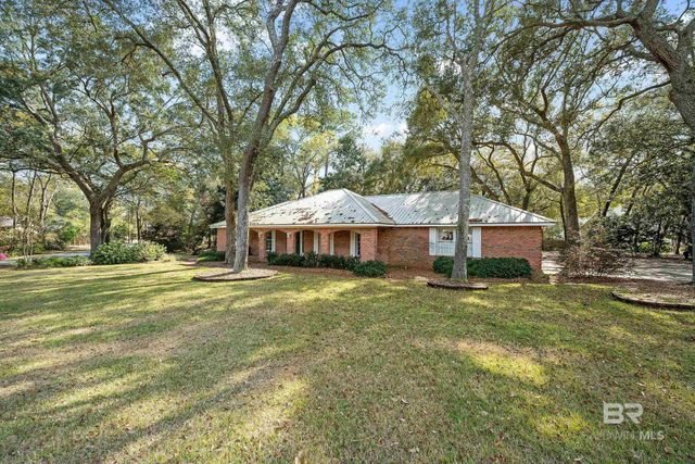 2146 Club House Drive, Lillian, AL 36549