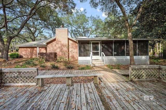 2146 Club House Drive, Lillian, AL 36549