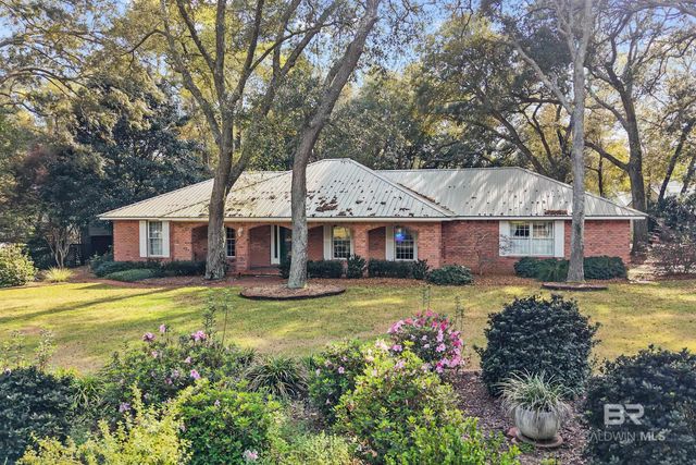 2146 Club House Drive, Lillian, AL 36549