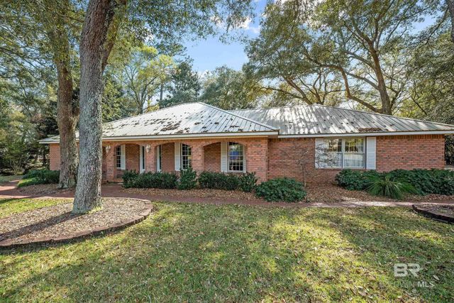 2146 Club House Drive, Lillian, AL 36549
