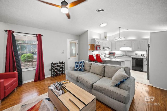 2146 Club House Drive, Lillian, AL 36549