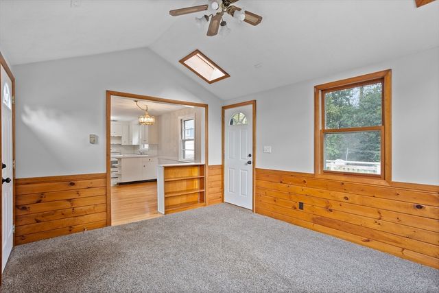 8 Edsel Road, Littleton, MA 01460