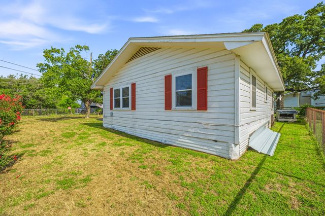 3704 County Road 801, Cleburne, TX 76031