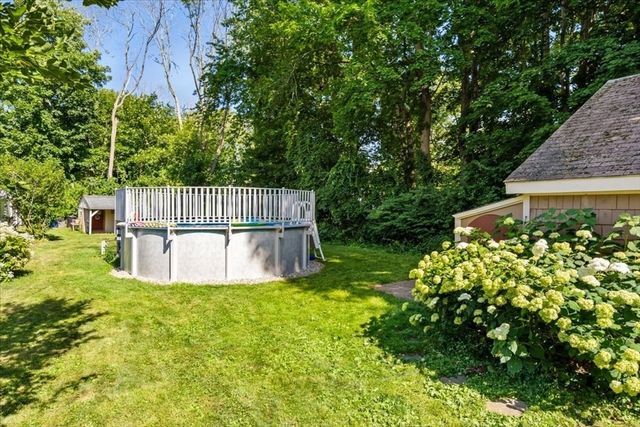 446 Plymouth St, Abington, MA 02351