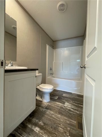90 Laurie Lane, Amwell, PA 15301