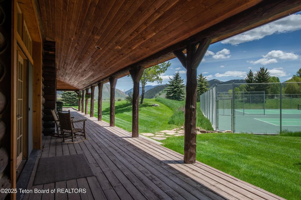 375 S INDIAN SPRINGS RANCH Drive, Jackson, WY 83001 photo 17