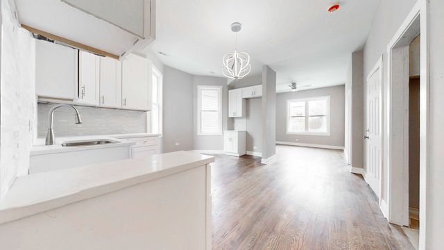 5915 S Sangamon Street, Chicago, IL 60621