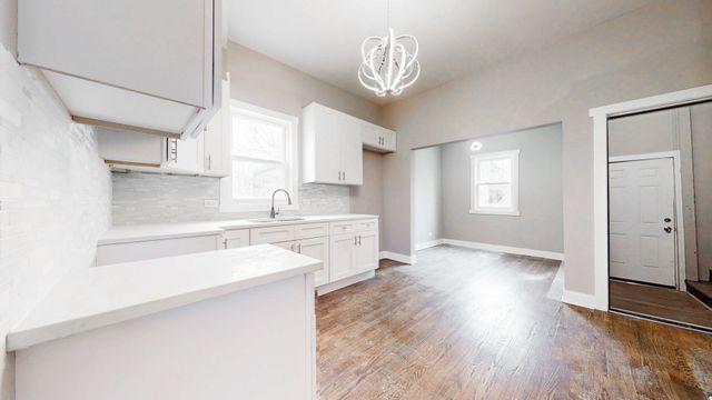 5915 S Sangamon Street, Chicago, IL 60621