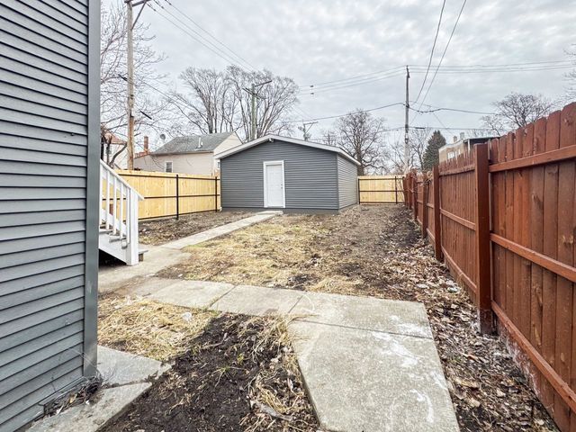5915 S Sangamon Street, Chicago, IL 60621