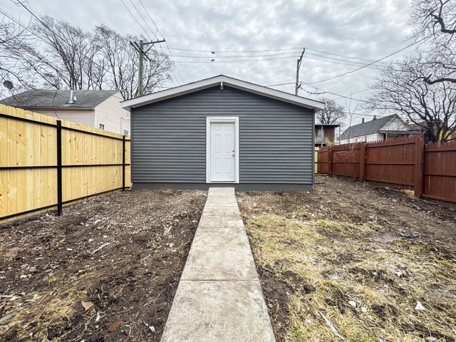 5915 S Sangamon Street, Chicago, IL 60621