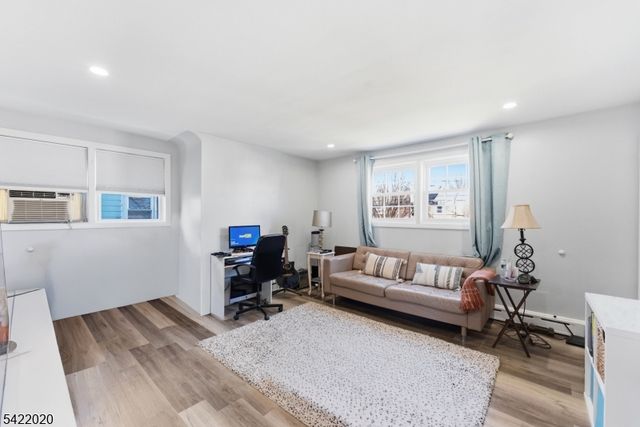 1930 Mildred Ave, Linden City, NJ 07036