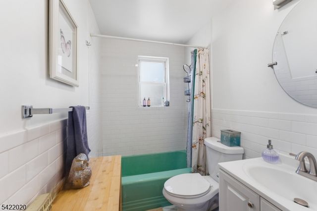 1930 Mildred Ave, Linden City, NJ 07036