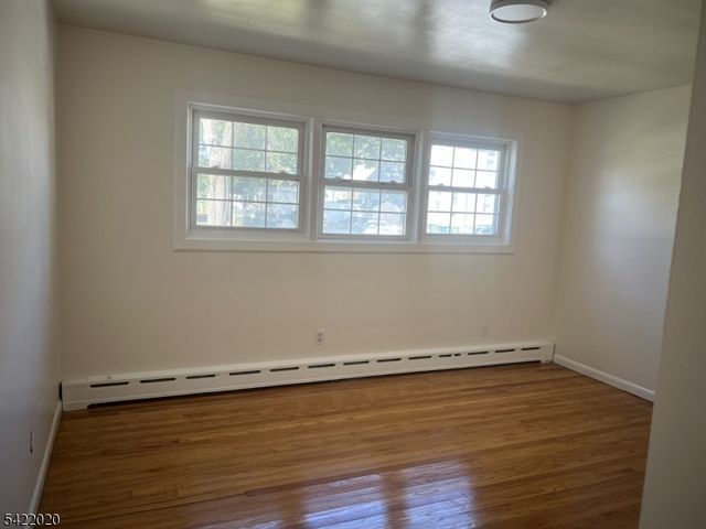 1930 Mildred Ave, Linden City, NJ 07036