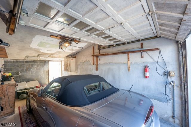 1930 Mildred Ave, Linden City, NJ 07036