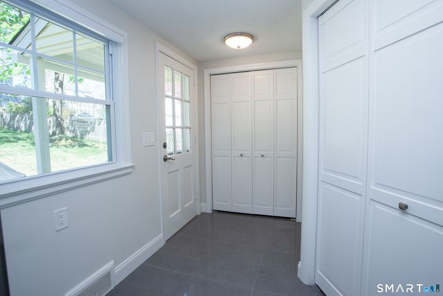 71 Riggs Avenue, West Hartford, CT 06107