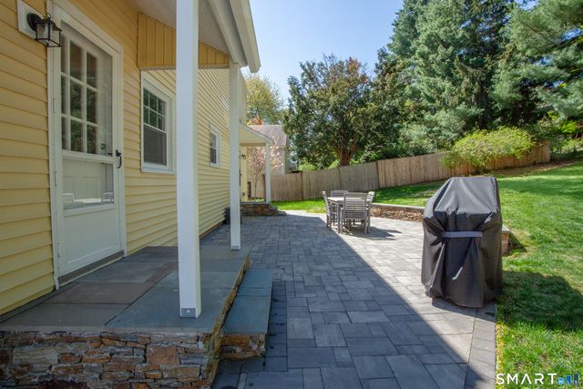 71 Riggs Avenue, West Hartford, CT 06107