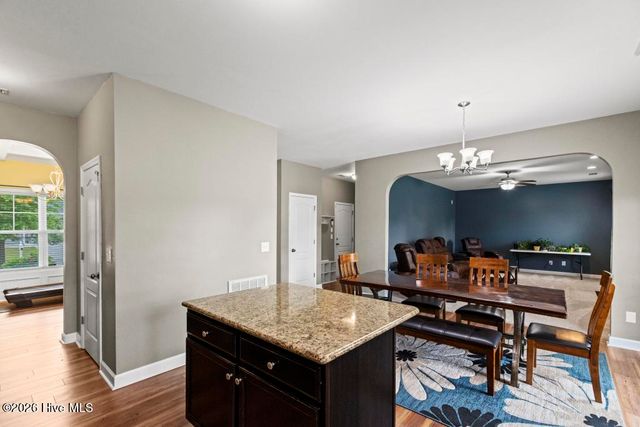 121 Long Pond Drive, Sneads Ferry, NC 28460