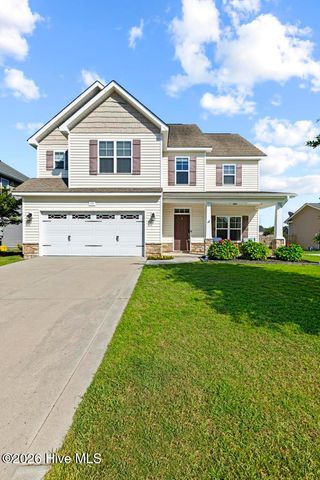 121 Long Pond Drive, Sneads Ferry, NC 28460