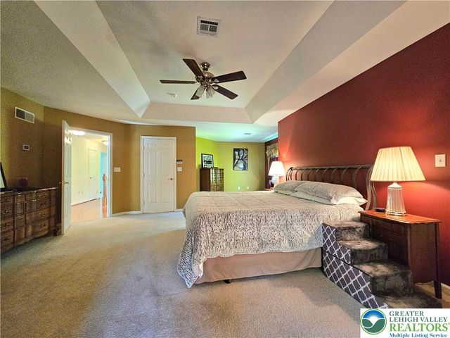 1200 Paxinosa Road East, Forks Twp, PA 18040