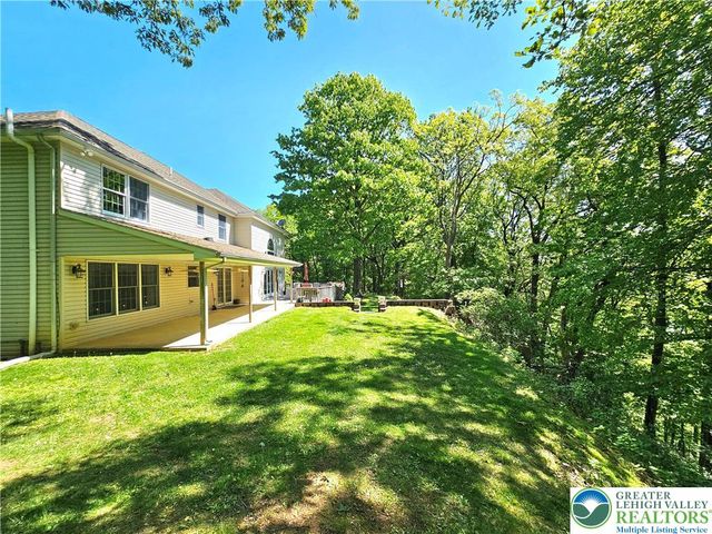 1200 Paxinosa Road East, Forks Twp, PA 18040