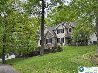 1200 Paxinosa Road East, Forks Twp, PA 18040