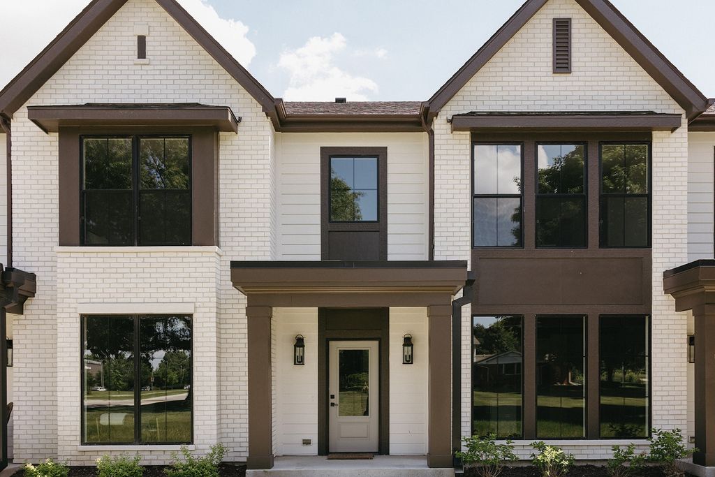 7709 Presence Lane, West Des Moines, IA 50266