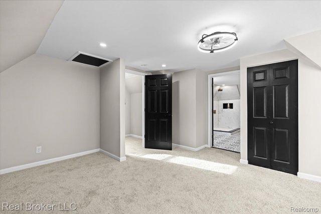 16853 Mansfield Street, Detroit, MI 48235