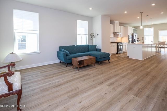 141 S Durham Drive 1121, Howell, NJ 07731