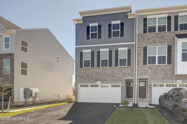 141 S Durham Drive 1121, Howell, NJ 07731