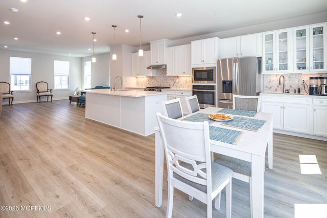 141 S Durham Drive 1121, Howell, NJ 07731
