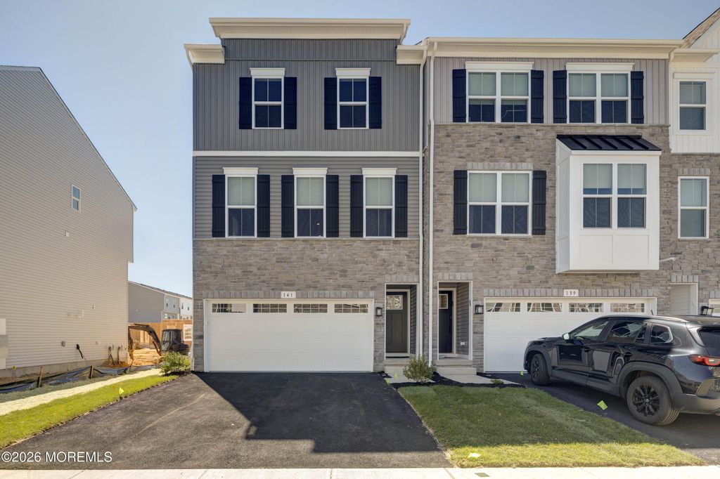 141 S Durham Drive 1121, Howell, NJ 07731