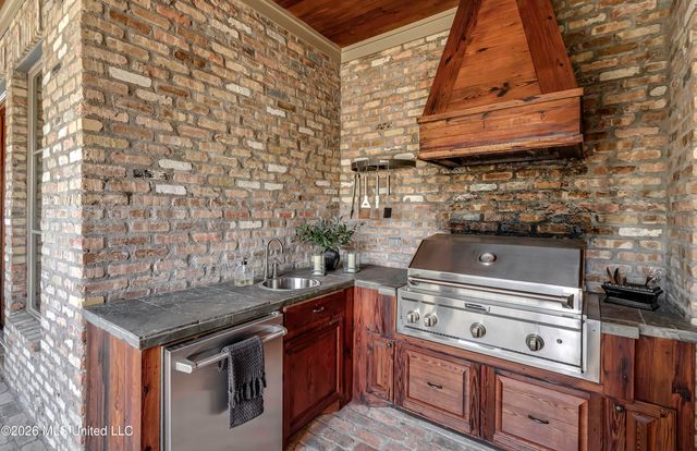 145 Cedar Woods Cove, Madison, MS 39110