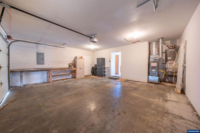 5405 NE Port Ln, Lincoln City, OR 97367