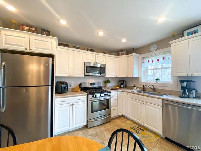 111 Homewood Drive, Kirkland, NY 13323