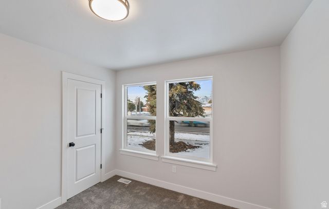 5947 W 4600 S, Hooper, UT 84315