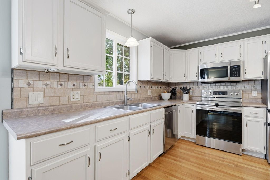 6236 Orleans Lane N, Maple Grove, MN 55369 — photo 4