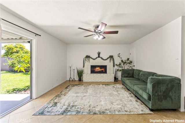 11724 Hollyview, La Mirada, CA 90638