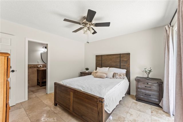 11724 Hollyview, La Mirada, CA 90638