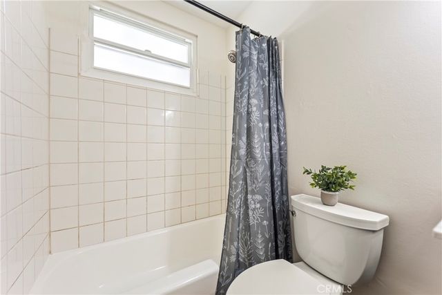 11724 Hollyview, La Mirada, CA 90638